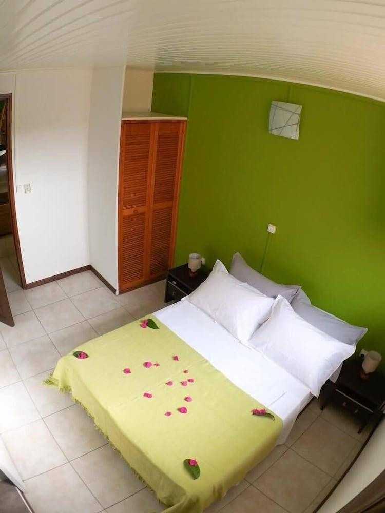 Tante Arlette Hotel Grand'Riviere Exterior photo